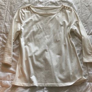 Basic cream shirt with 3/4 length sleeves